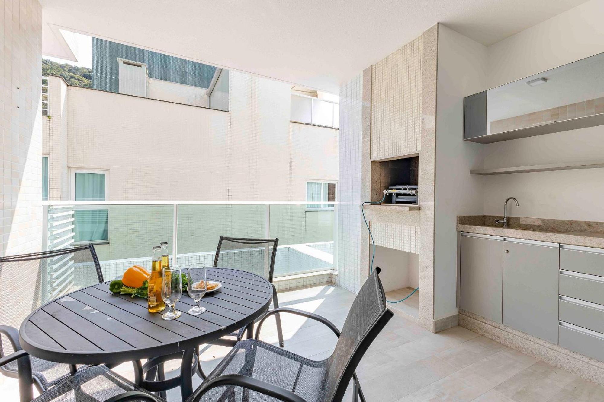 Varandas Do Atlantico - Confortavel Apto Em Condominio Pe Na Areia Бомбіняс Екстер'єр фото